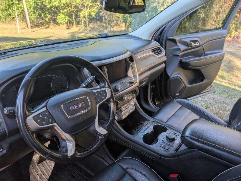 GMC Acadia Denali AWD 2020