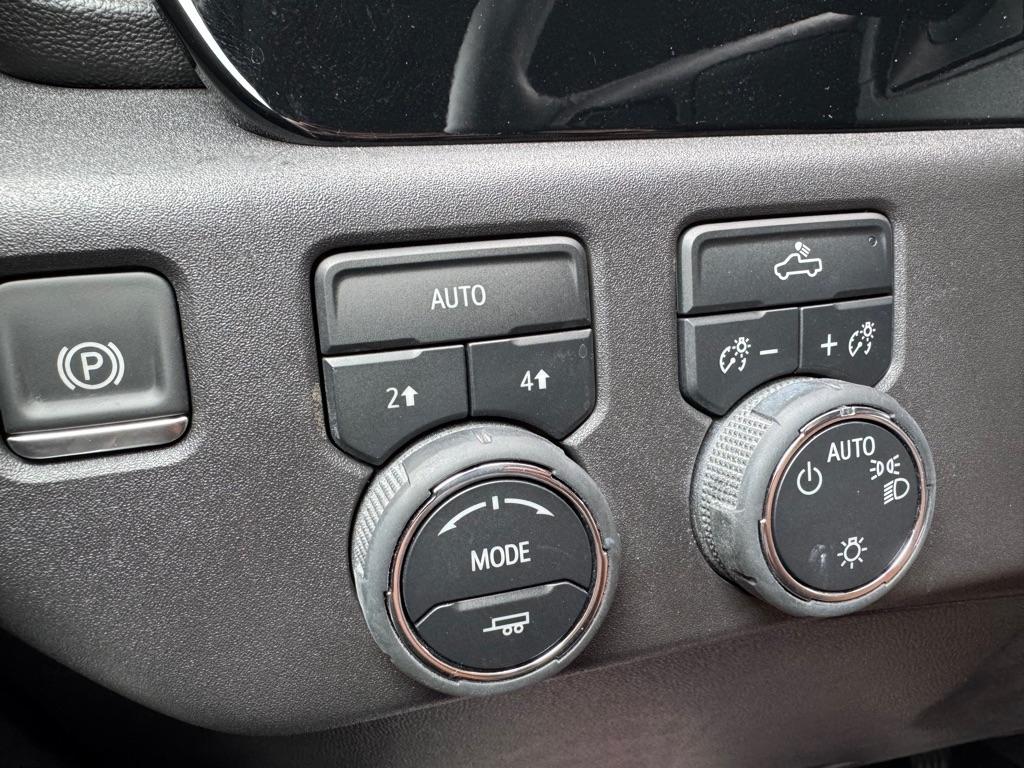2025 Chevrolet Silverado 1500 LT - Photo 29