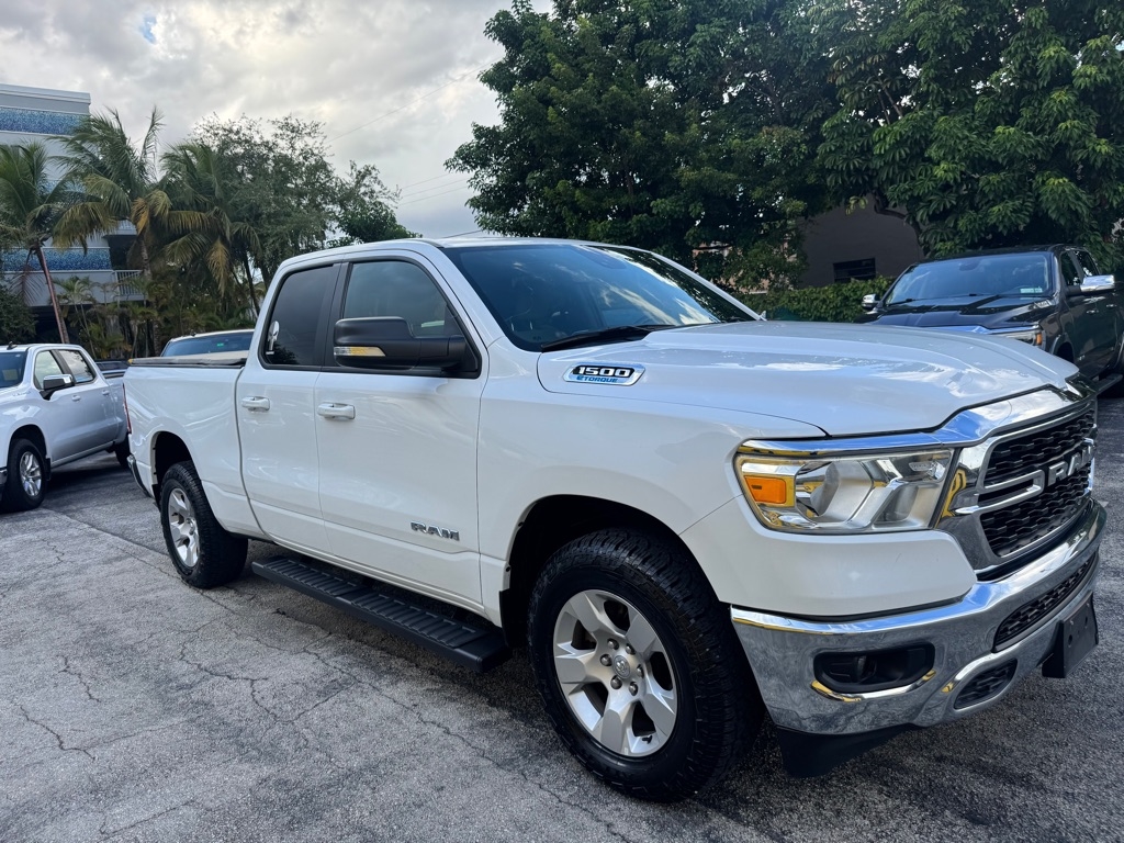 RAM 1500 Big Horn Quad Cab 2WD 2022