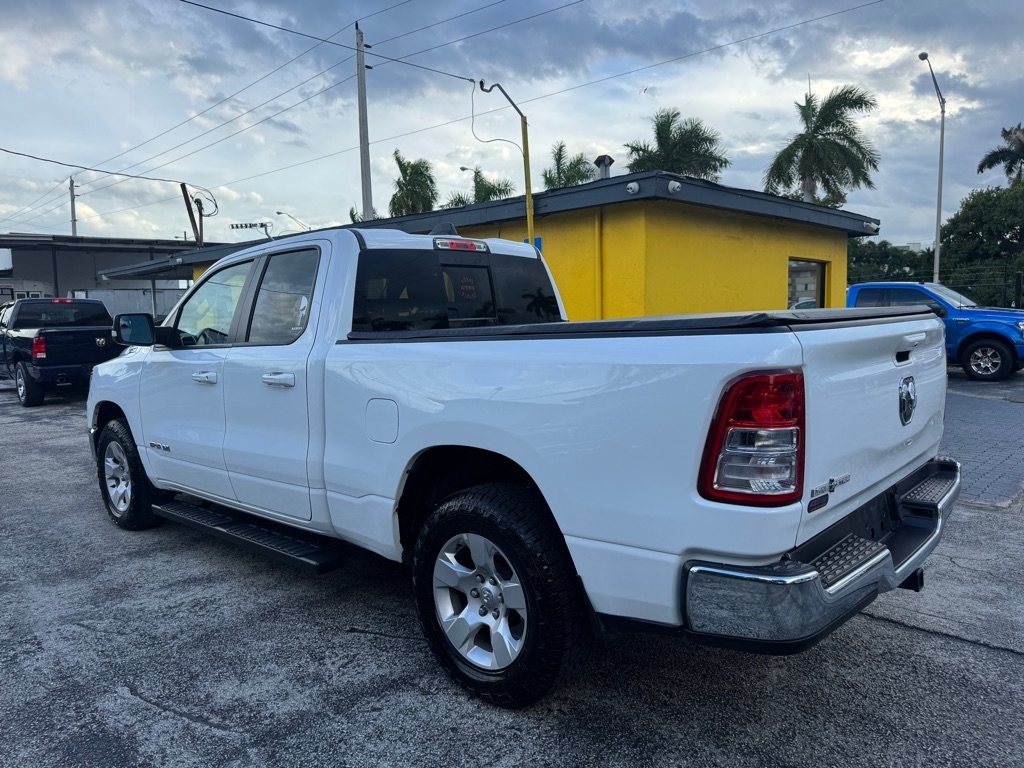 RAM 1500 Big Horn Quad Cab 2WD 2022