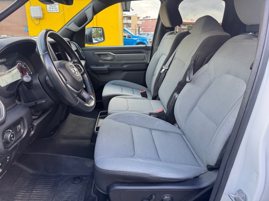 RAM 1500 Big Horn Quad Cab 2WD 2022