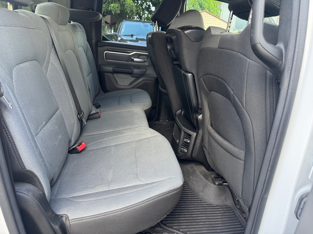 RAM 1500 Big Horn Quad Cab 2WD 2022