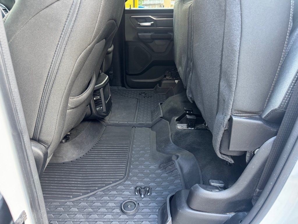 RAM 1500 Big Horn Quad Cab 2WD 2022