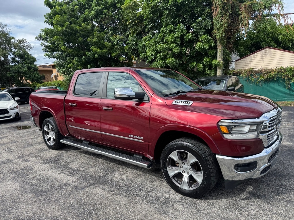RAM 1500 Laramie Crew Cab SWB 4WD 2019