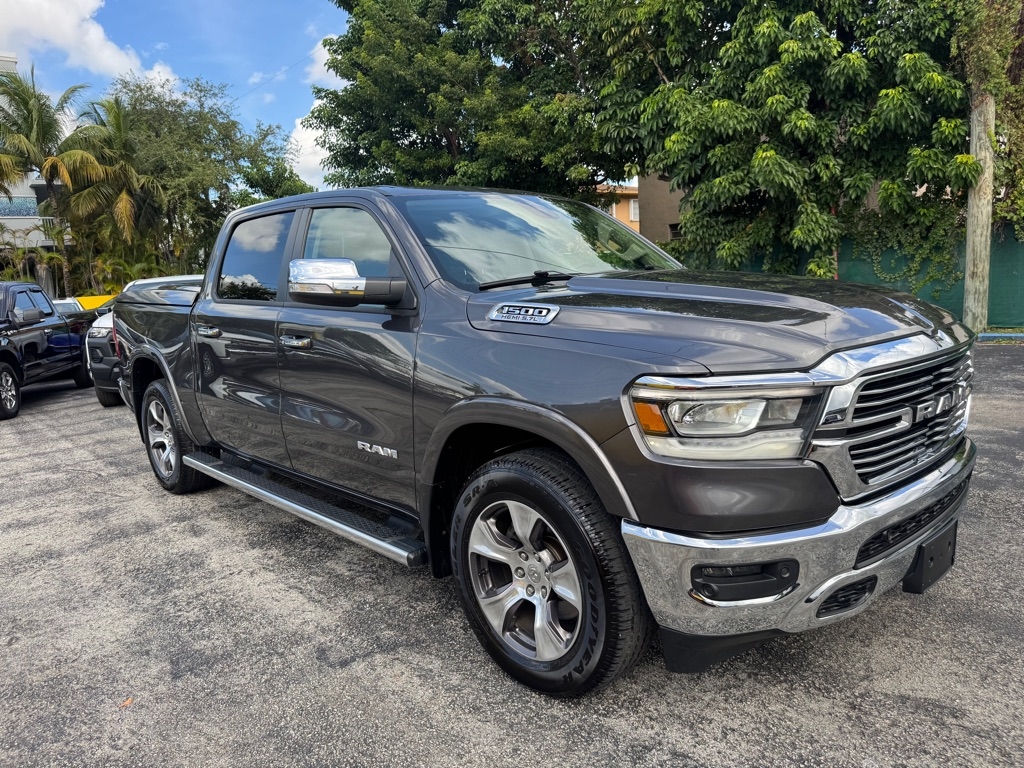 RAM 1500 Laramie Crew Cab SWB 4WD 2019
