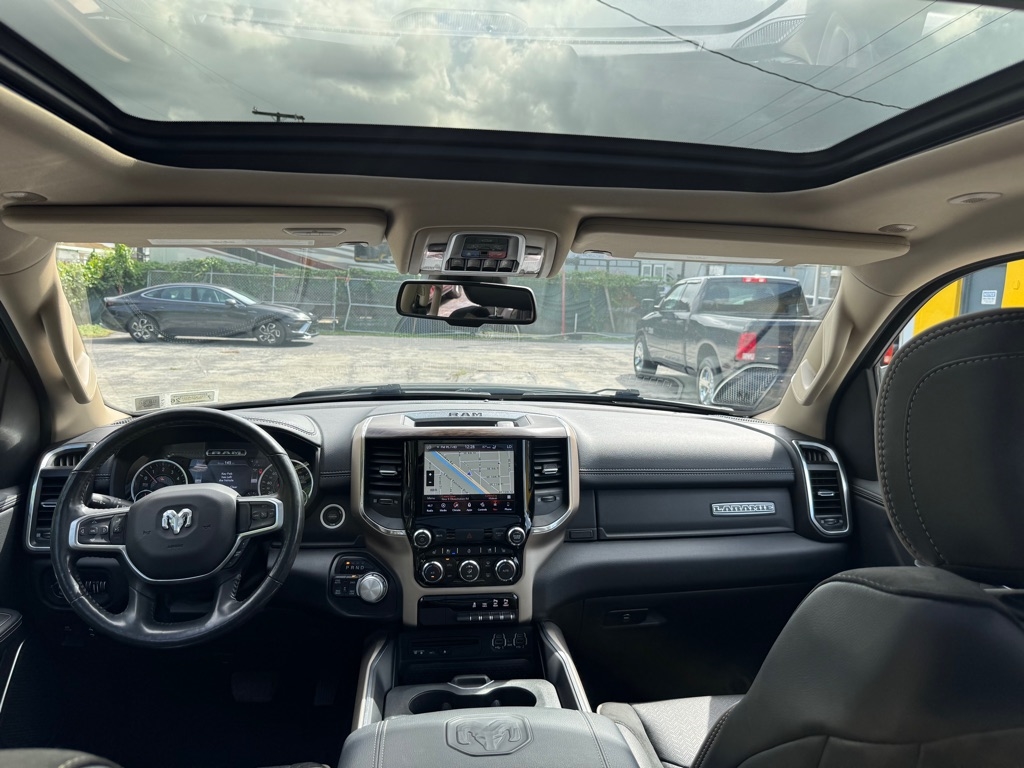 RAM 1500 Laramie Crew Cab SWB 4WD 2019