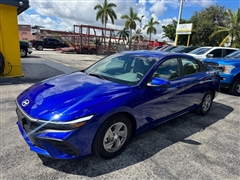 2024 Hyundai Elantra 