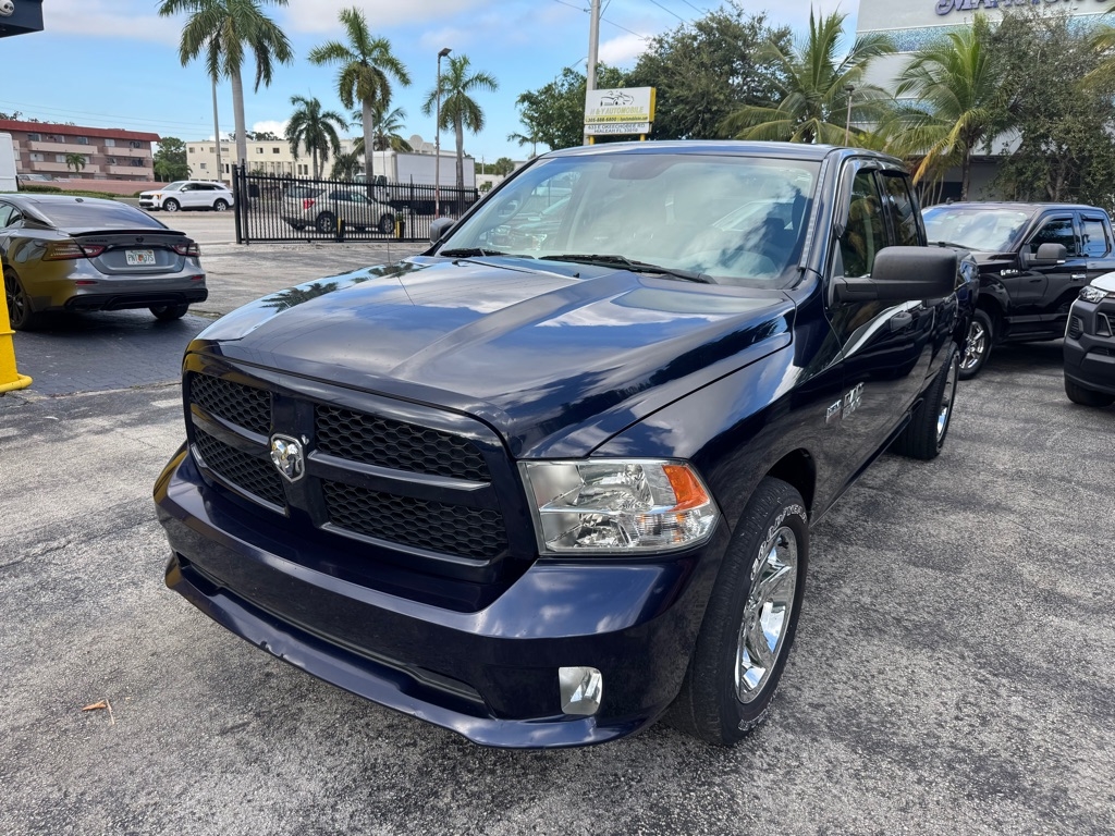 RAM 1500 Tradesman Quad Cab 2WD 2017