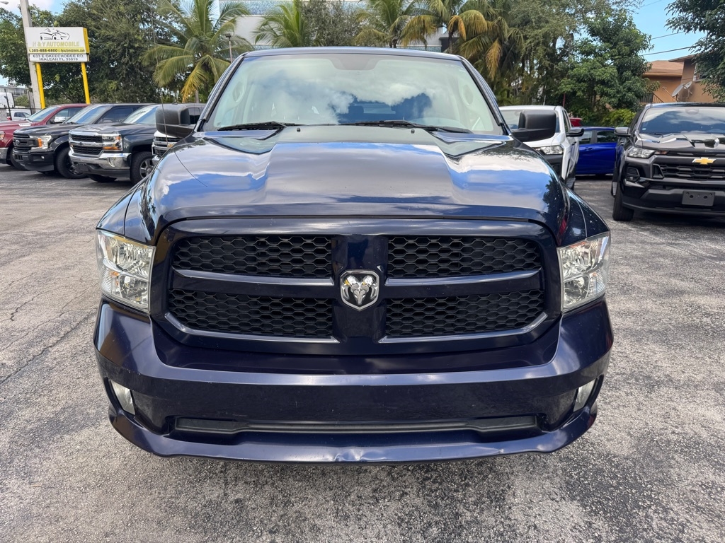 RAM 1500 Tradesman Quad Cab 2WD 2017