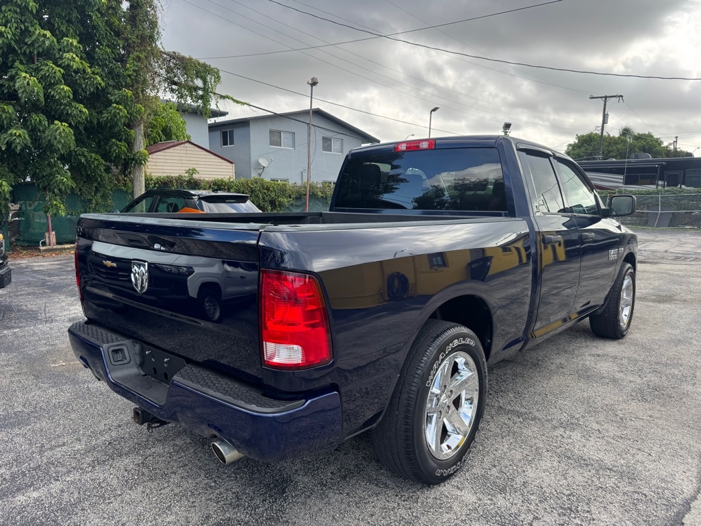 RAM 1500 Tradesman Quad Cab 2WD 2017