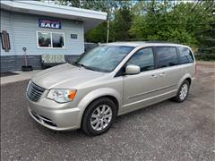 2016 Chrysler Town & Country 