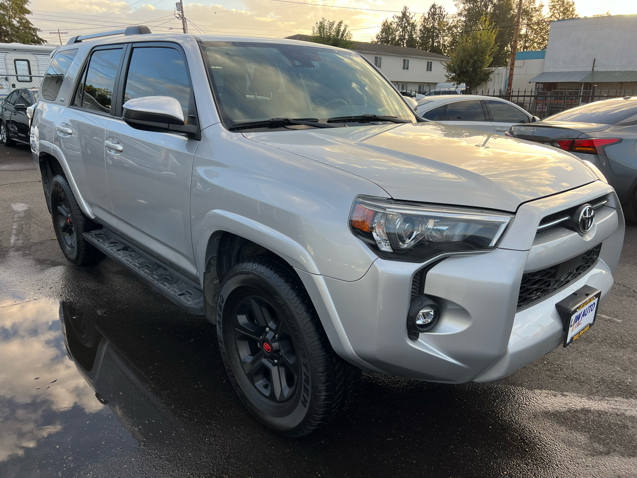 2024 Toyota 4Runner SR5 4WD
