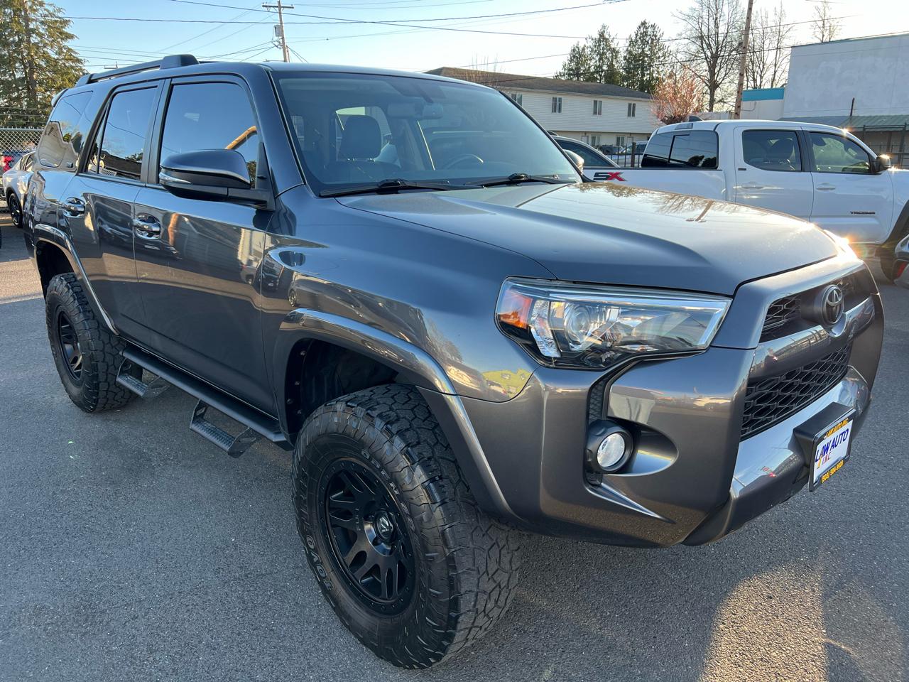 2019 Toyota 4Runner SR5 4WD