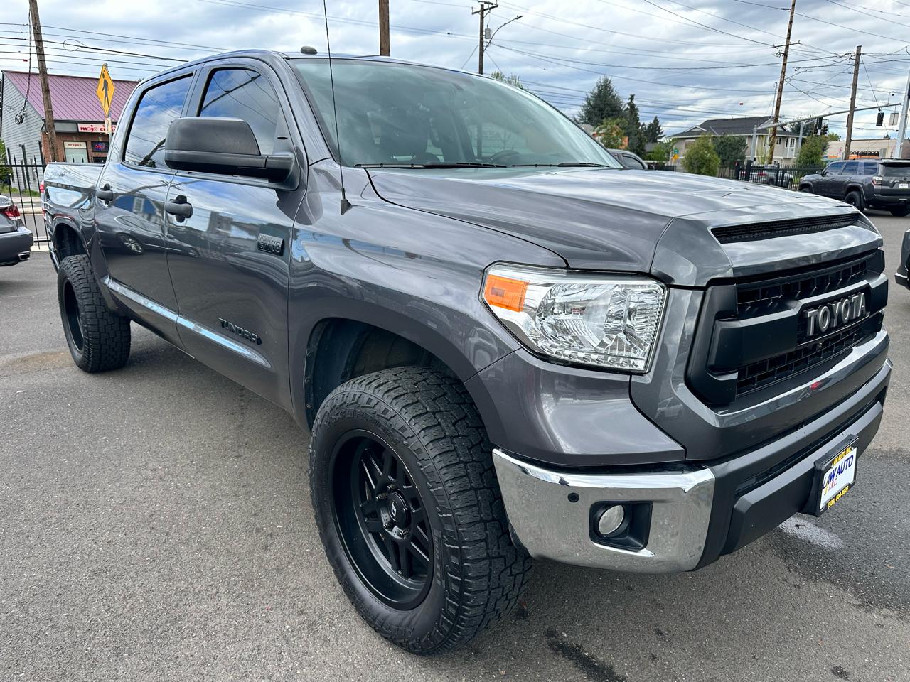 2017 Toyota Tundra Limited 5.7L CrewMax 4WD