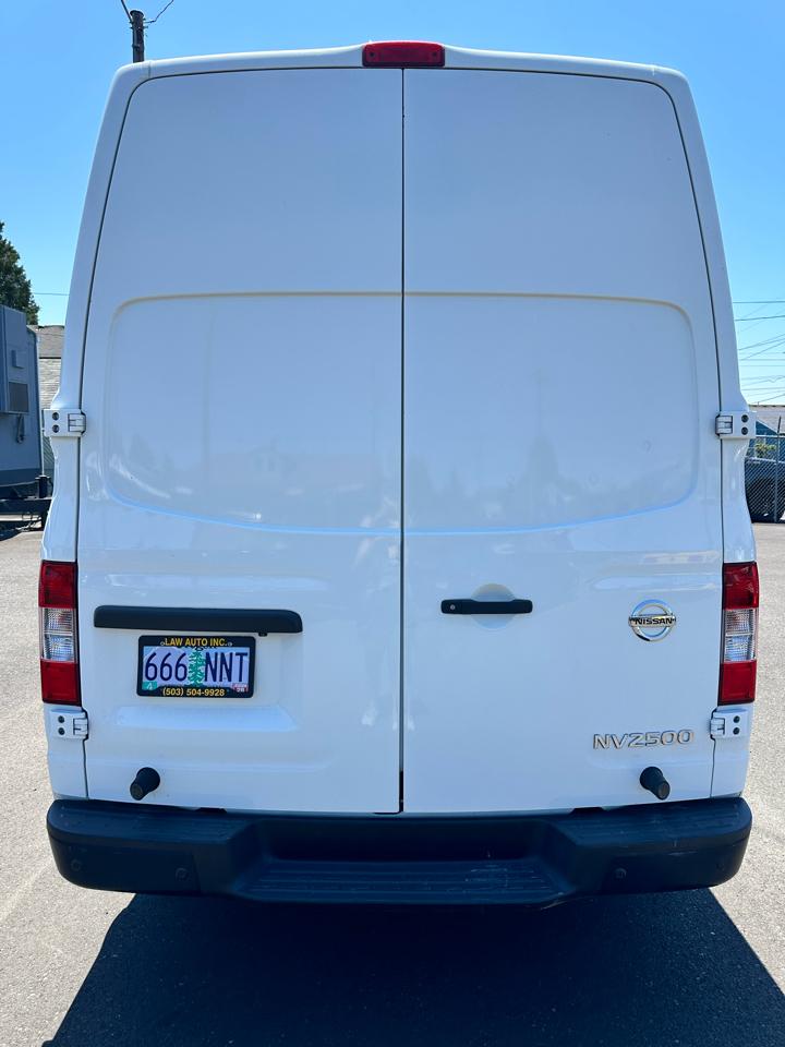 2019 Nissan NV Cargo SV - Photo 6
