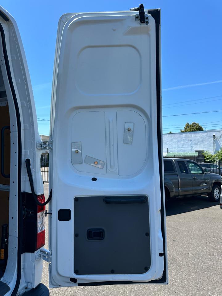 2019 Nissan NV Cargo SV - Photo 10