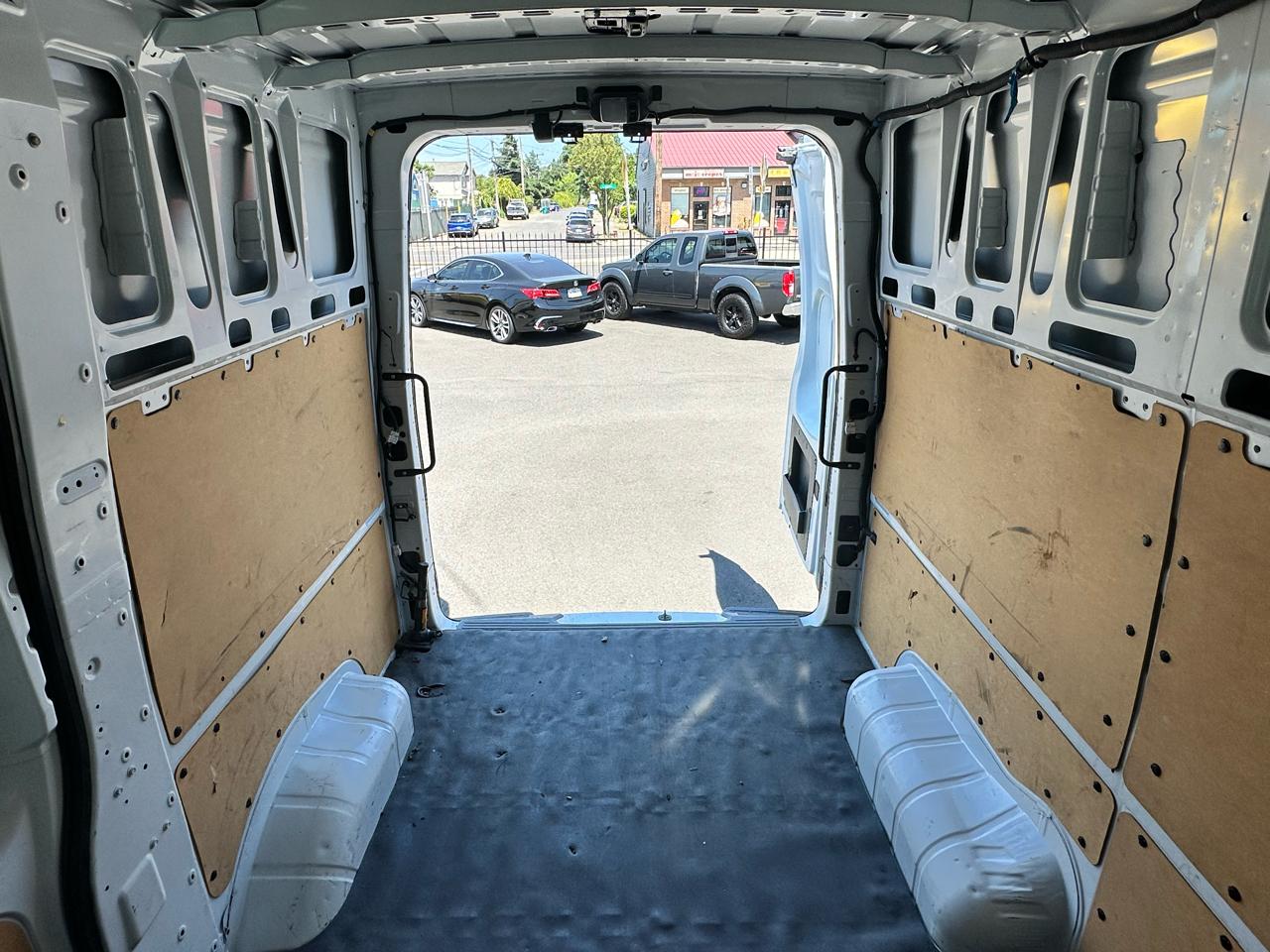 2019 Nissan NV Cargo SV - Photo 16