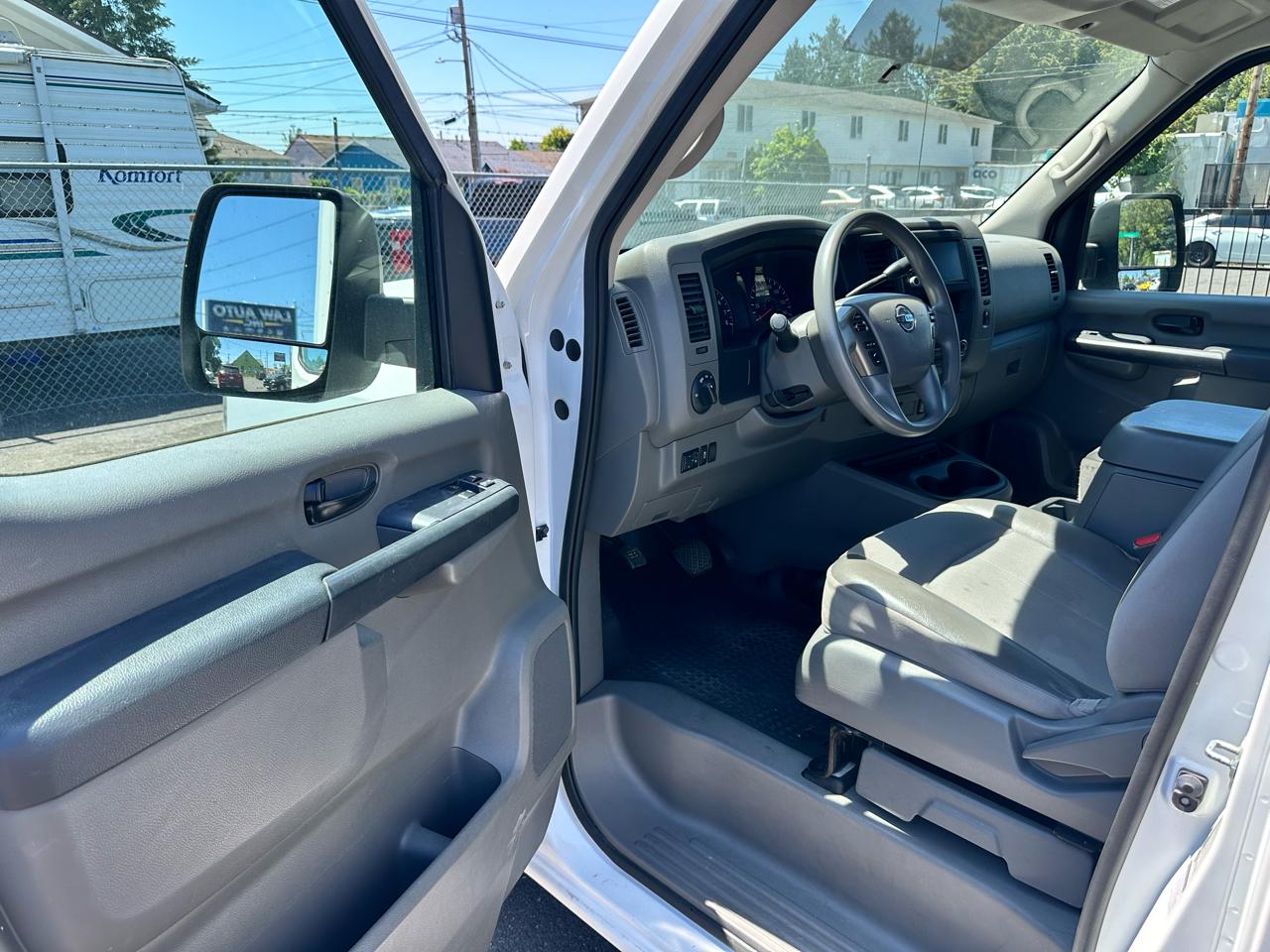 2019 Nissan NV Cargo SV - Photo 23