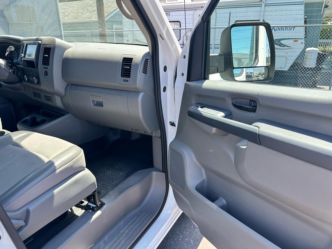 2019 Nissan NV Cargo SV - Photo 25