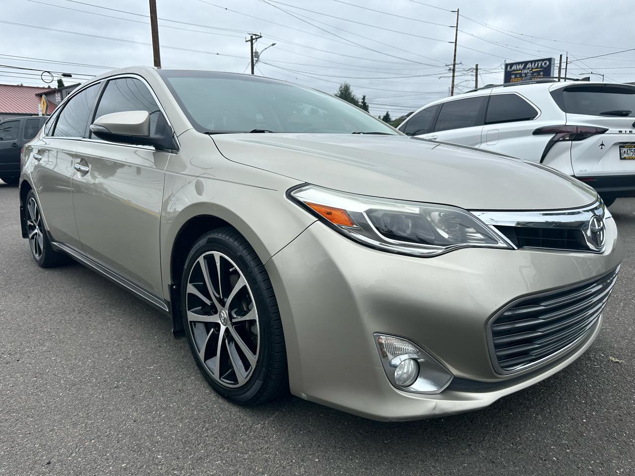 2013 Toyota Avalon XLE