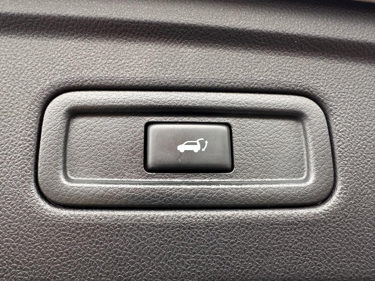 2013 INFINITI FX - Photo 21