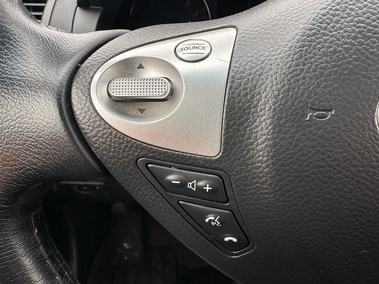 2013 INFINITI FX - Photo 25