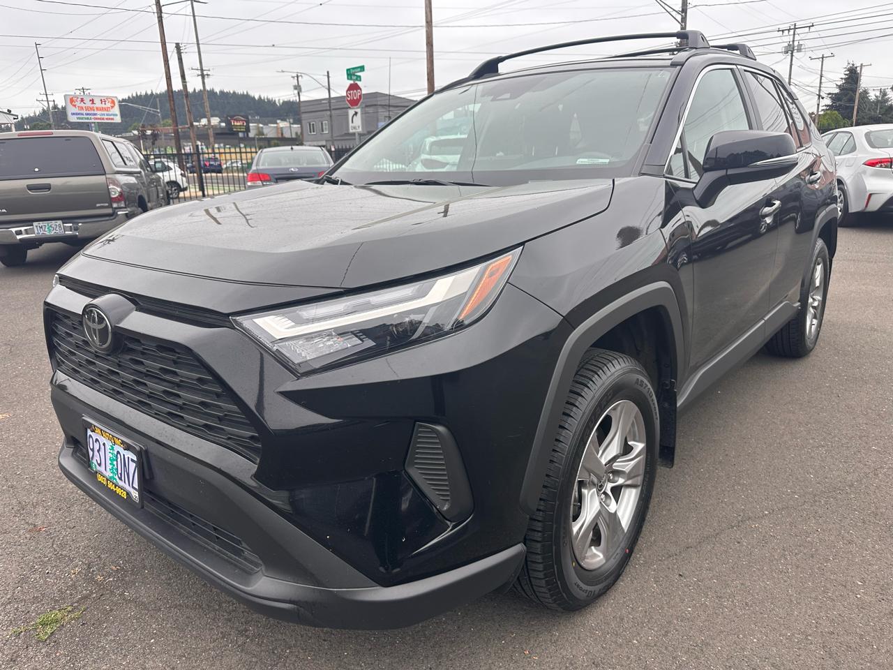 Toyota RAV4 photo 3
