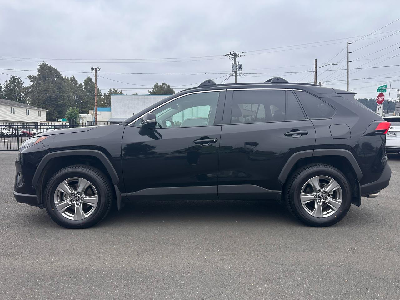 Toyota RAV4 photo 4