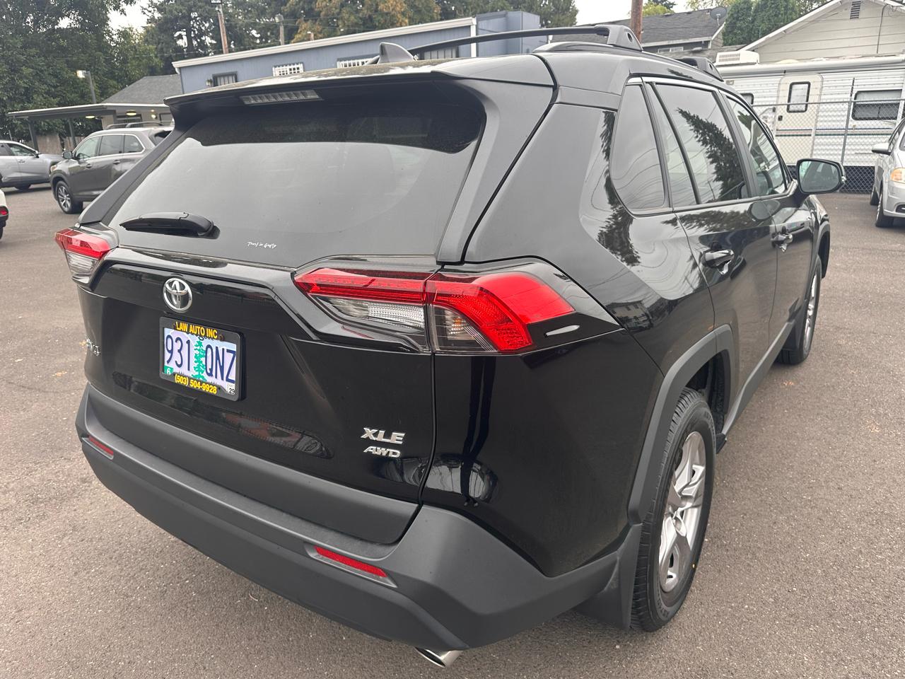 Toyota RAV4 photo 5
