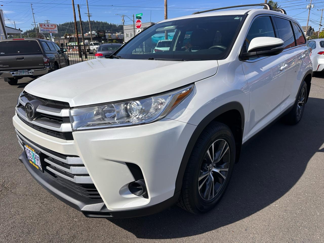 Toyota Highlander photo 3