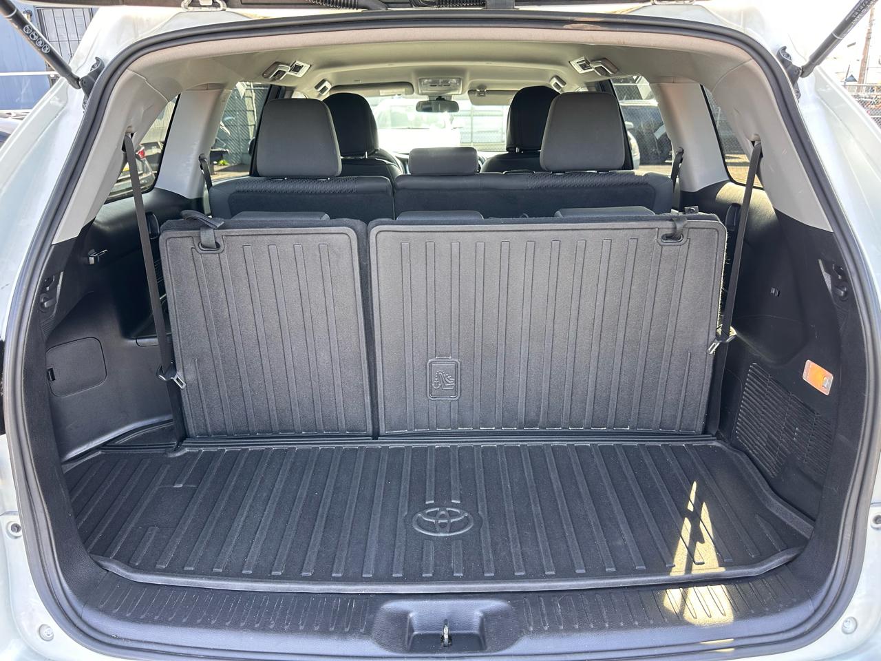 Toyota Highlander photo 21