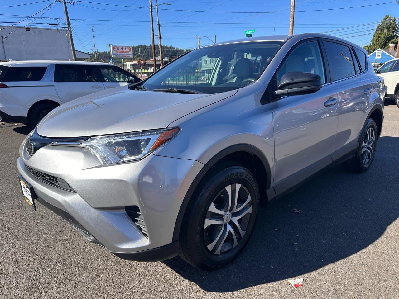 Toyota RAV4 photo 3
