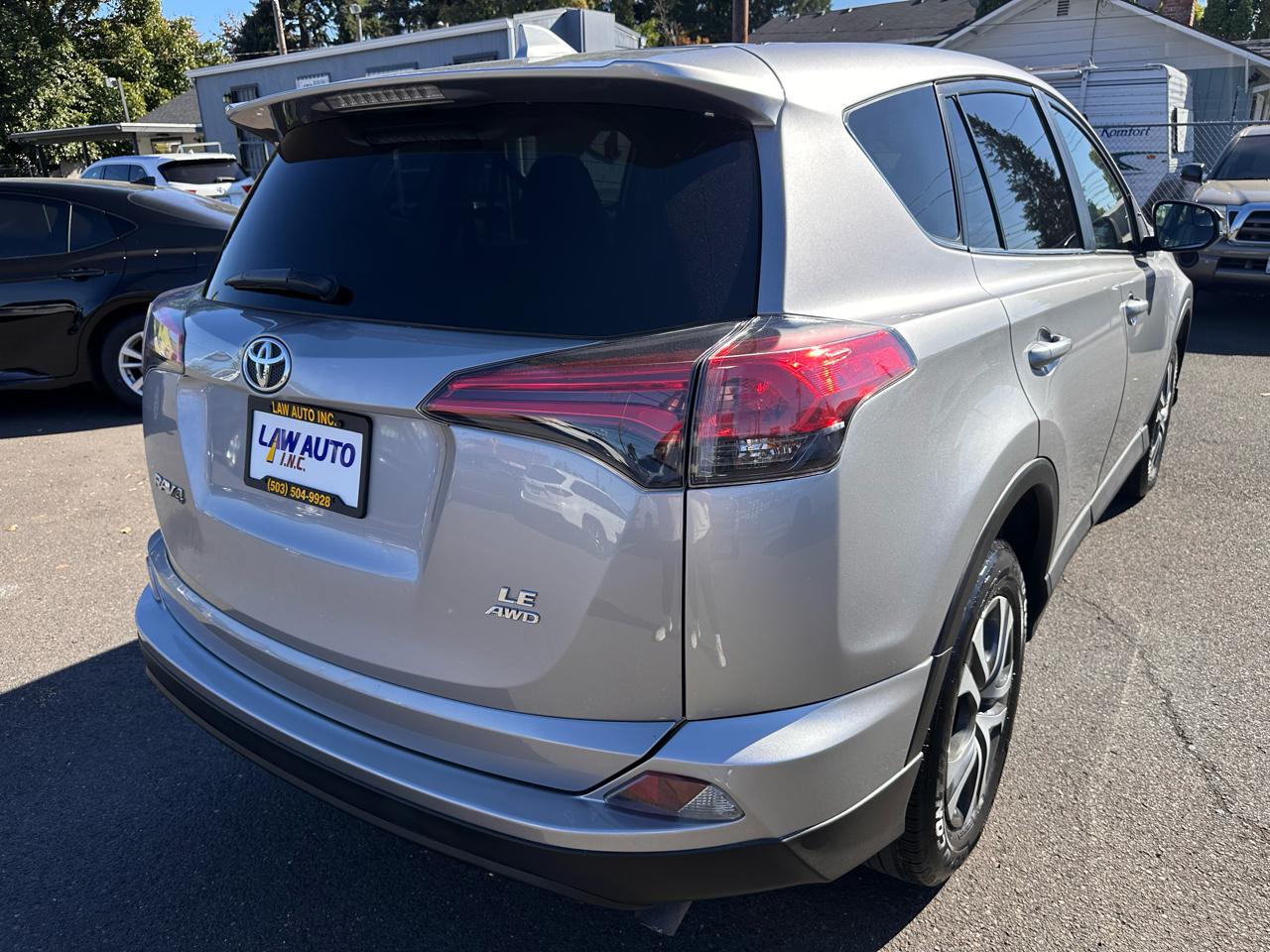 Toyota RAV4 photo 5
