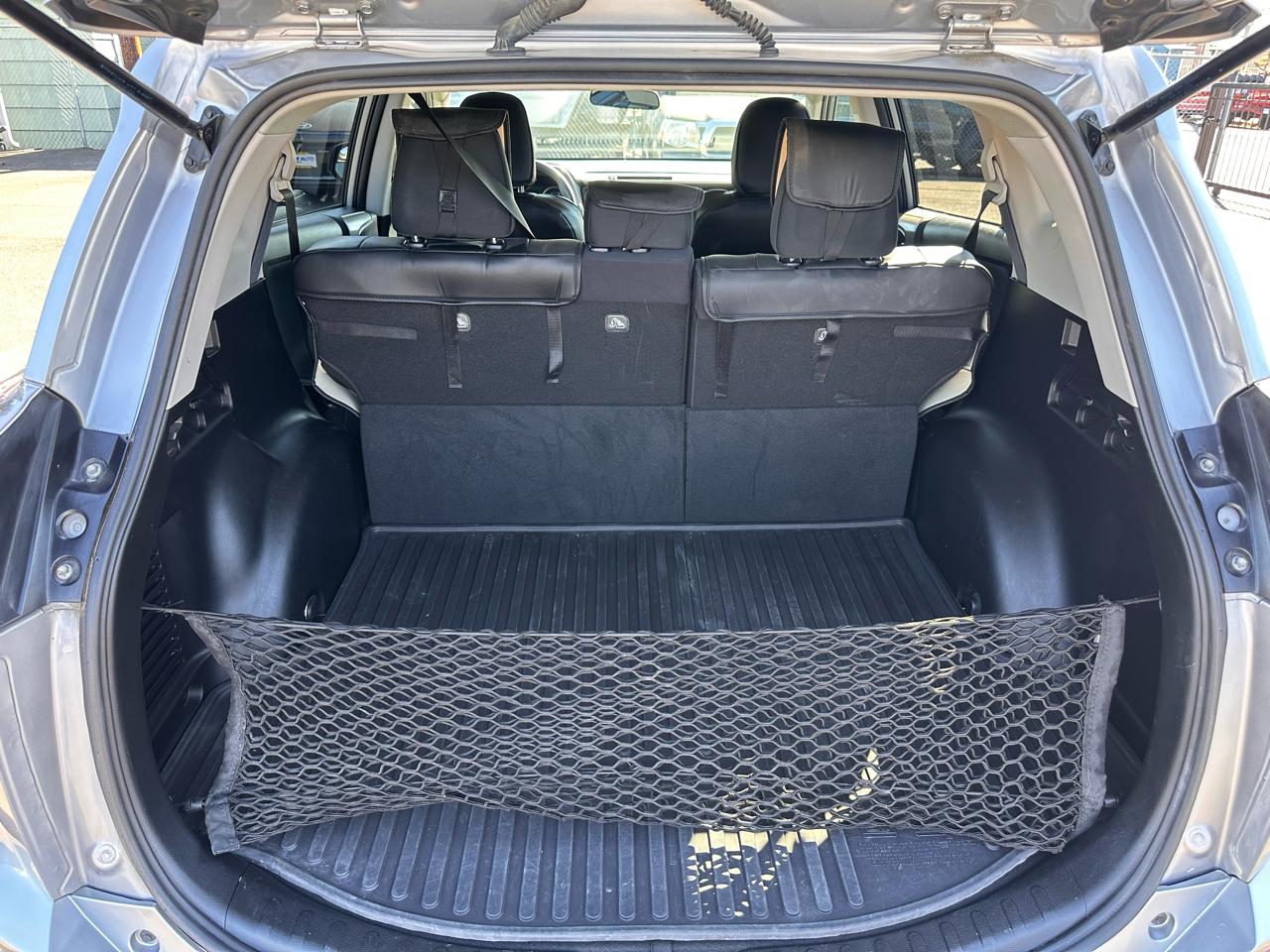 Toyota RAV4 photo 10