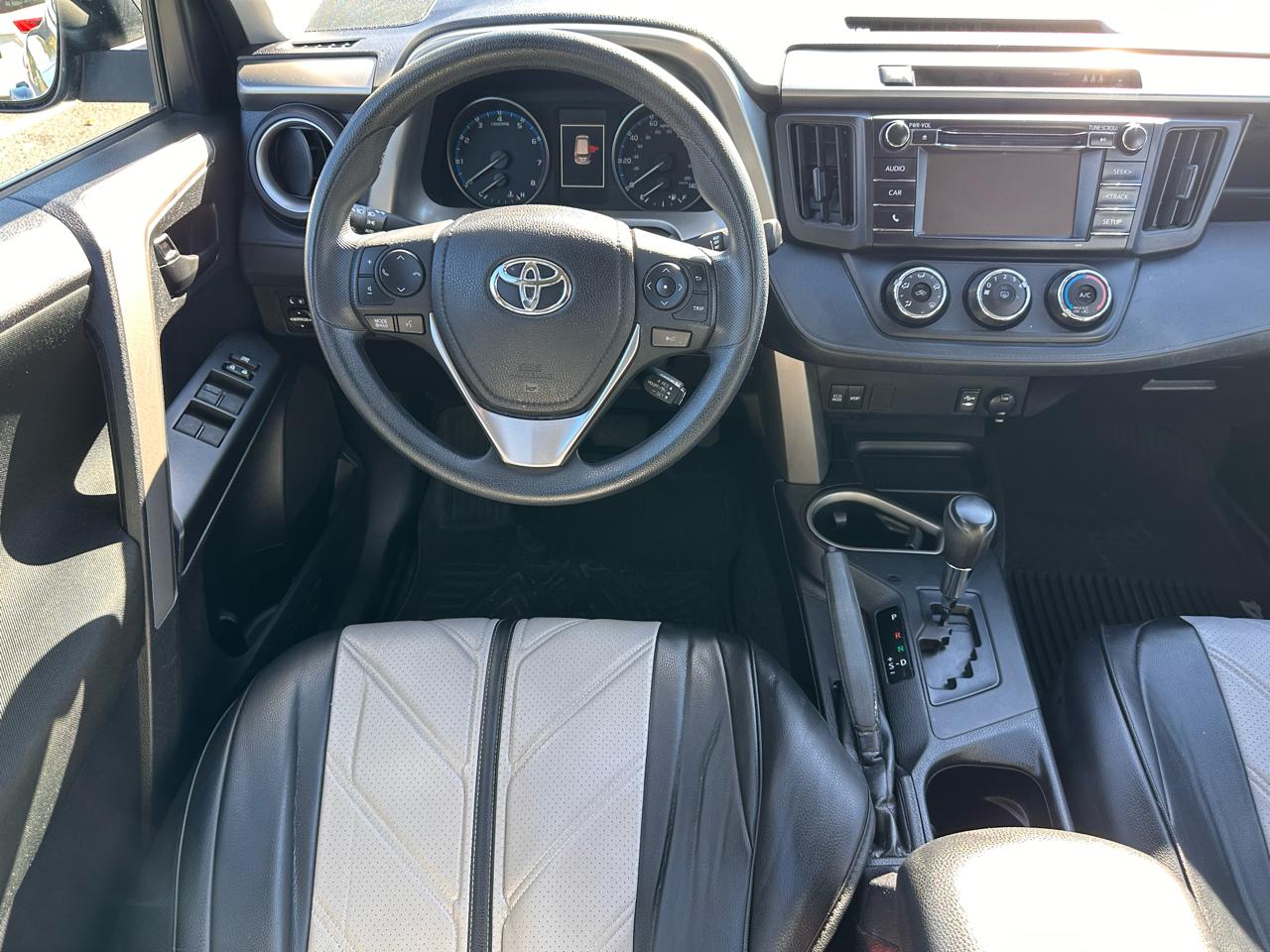 Toyota RAV4 photo 21