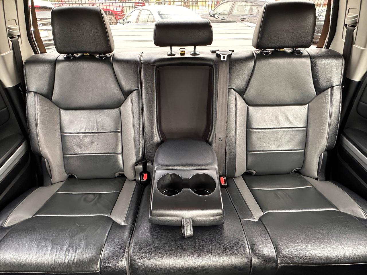 Toyota Tundra photo 24