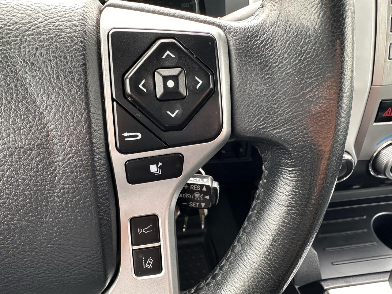 Toyota Tundra photo 27