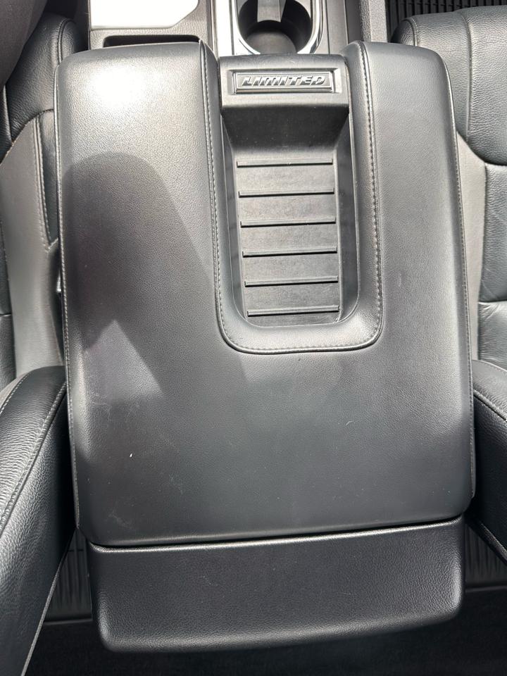 Toyota Tundra photo 33