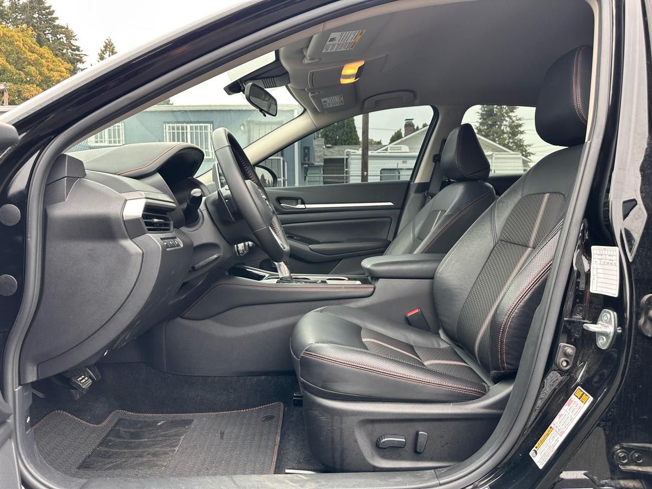 Nissan Altima photo 14