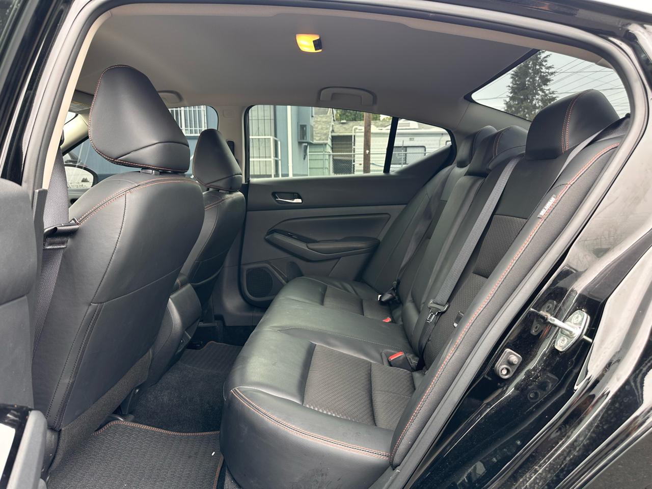 Nissan Altima photo 15