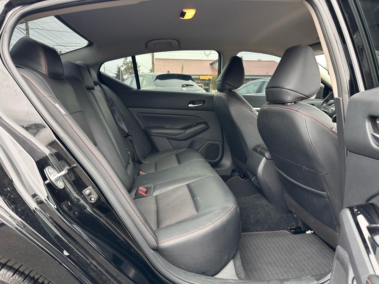 Nissan Altima photo 19