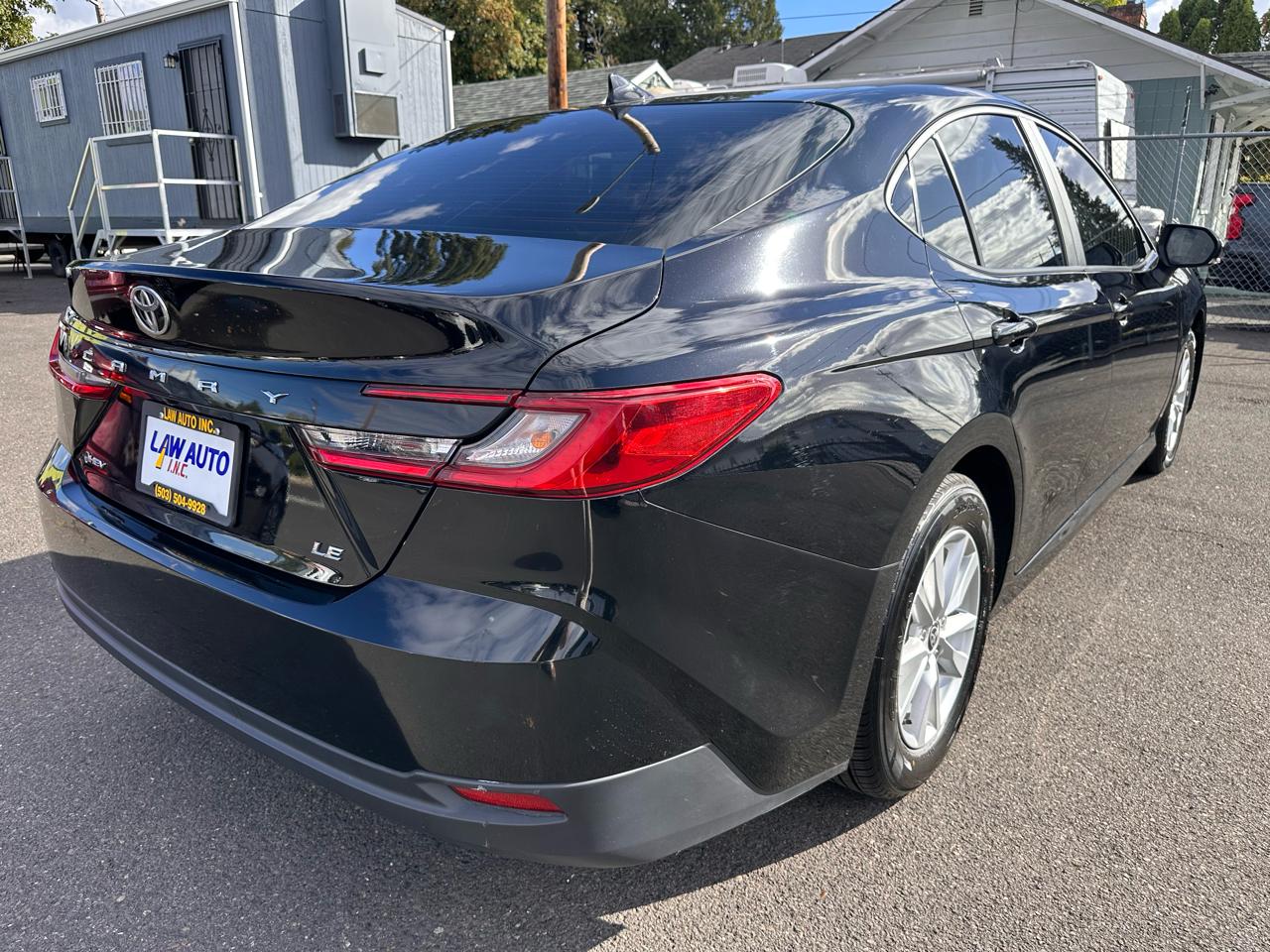 Toyota Camry photo 5