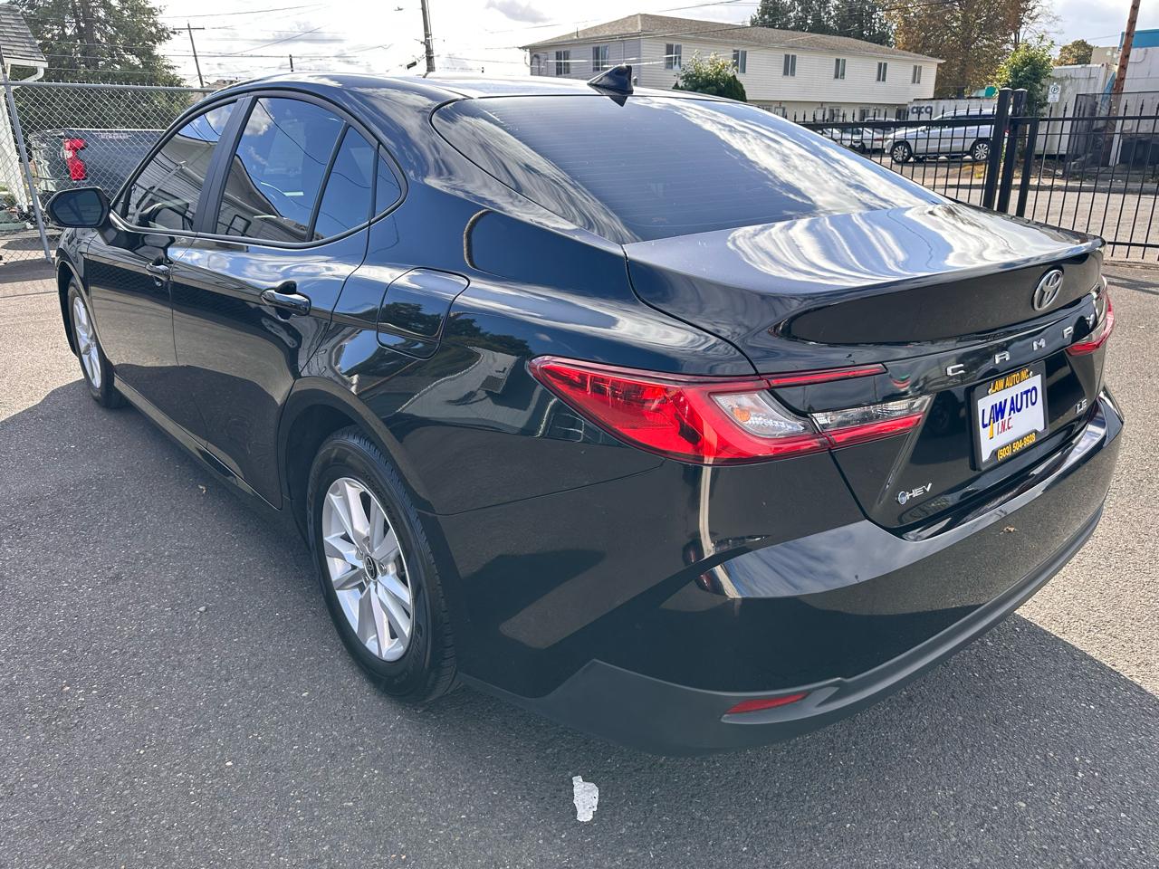 Toyota Camry photo 7