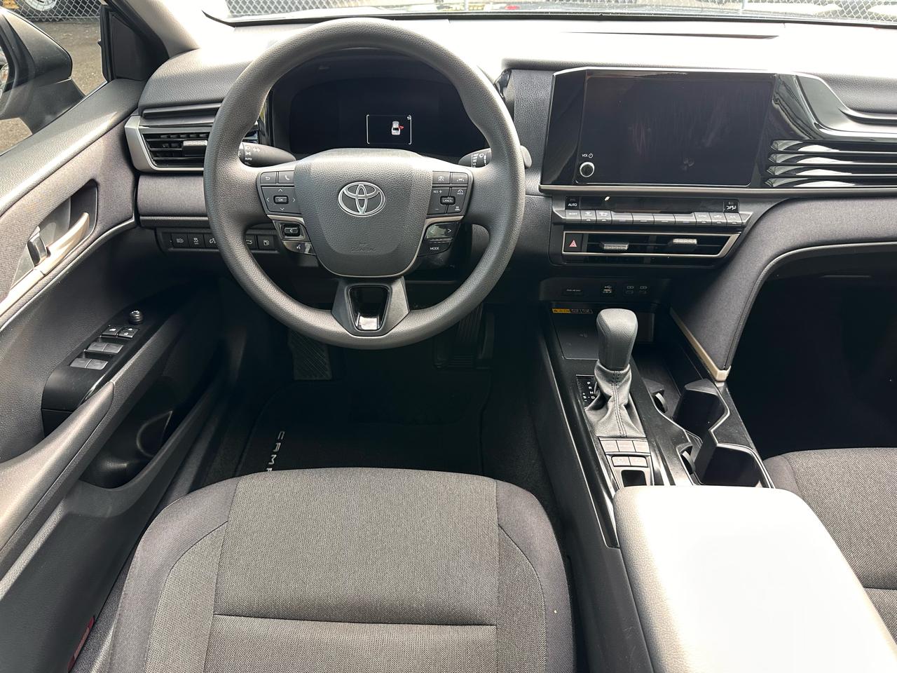 Toyota Camry photo 20