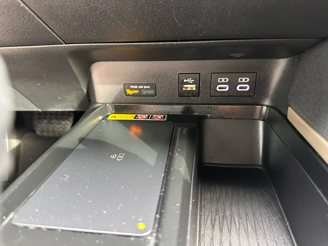 Toyota Camry photo 27