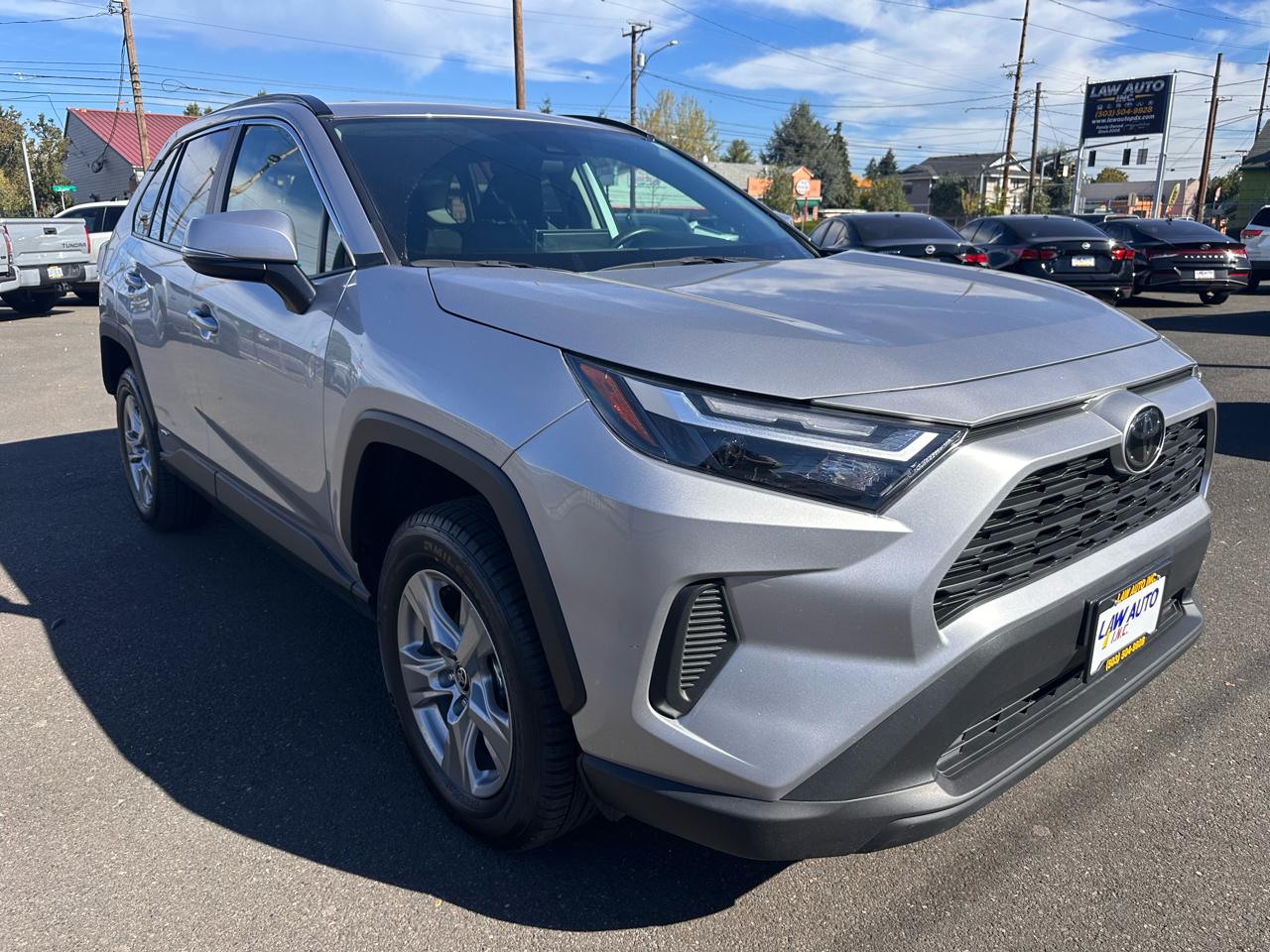 2025 Toyota RAV4 Hybrid XLE