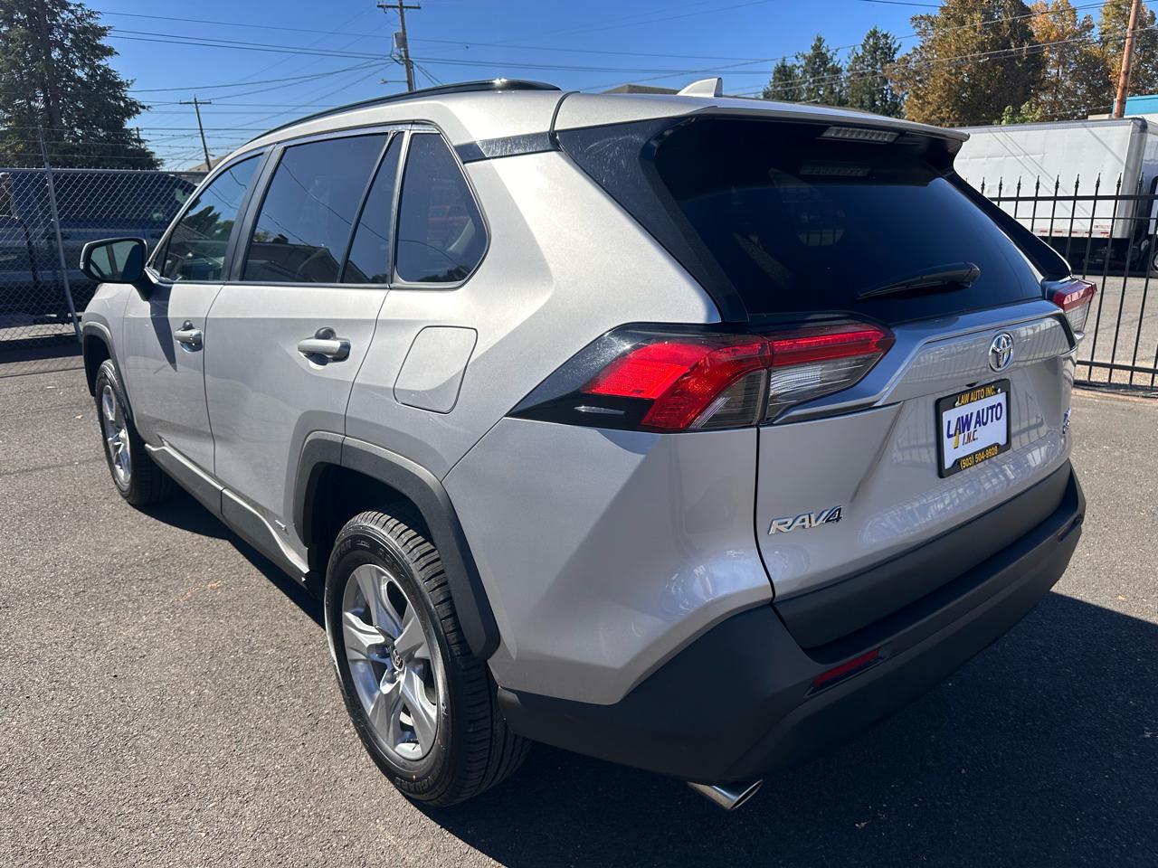 Toyota RAV4 photo 7