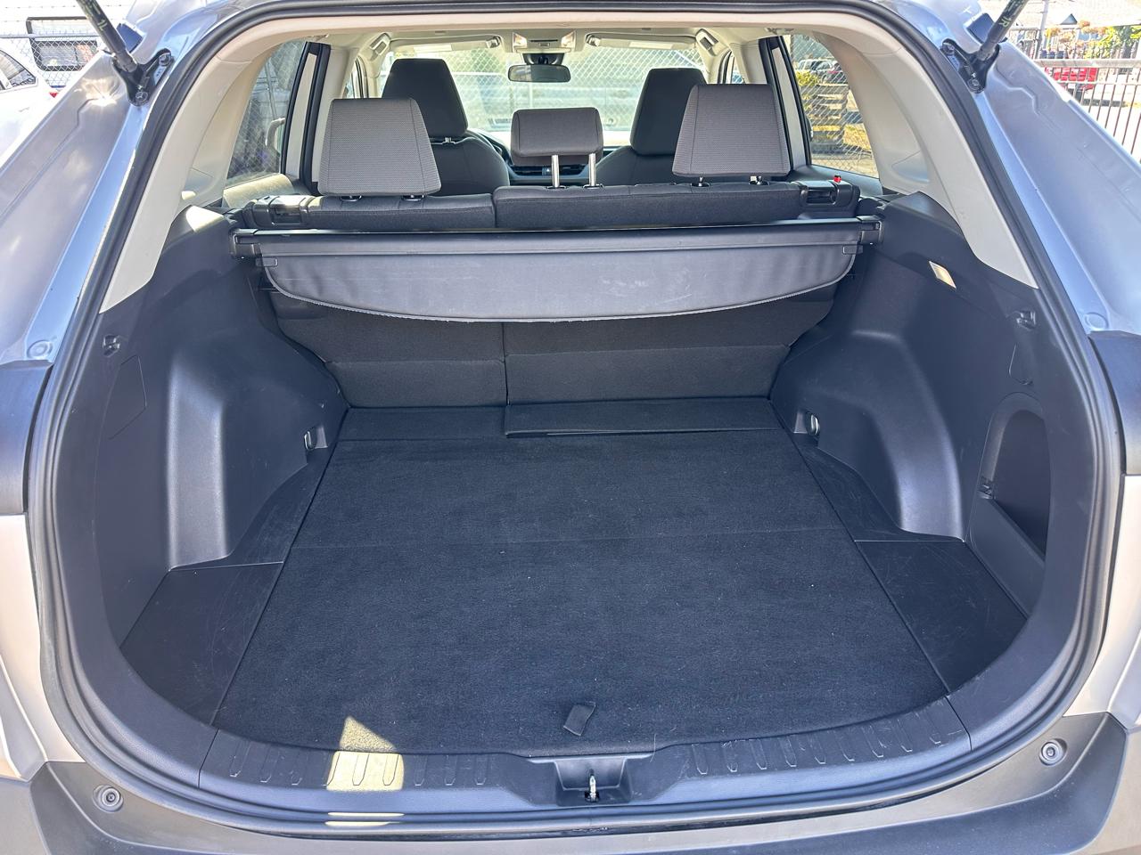 Toyota RAV4 photo 10