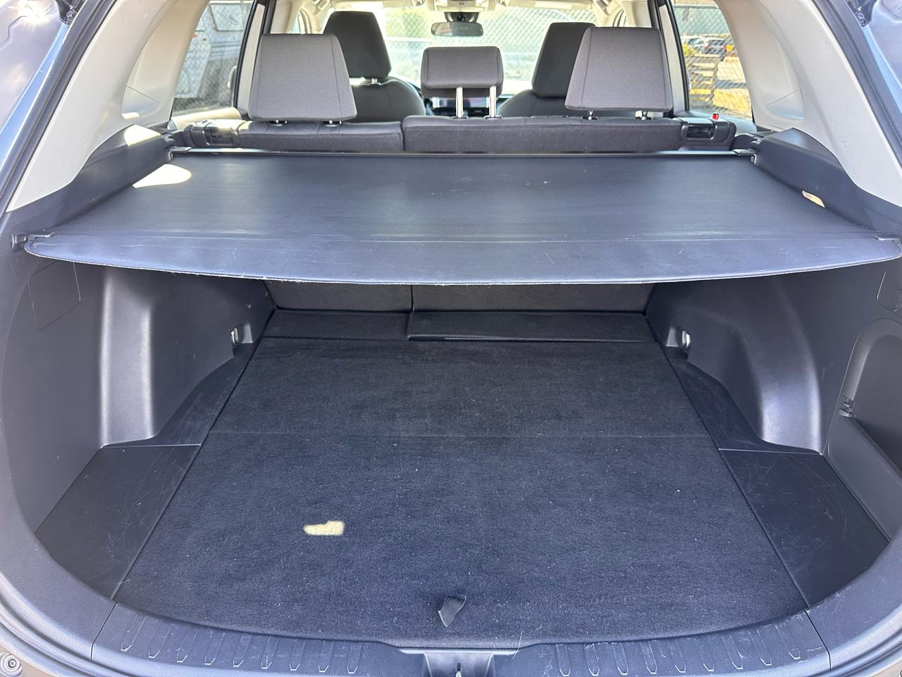 Toyota RAV4 photo 11