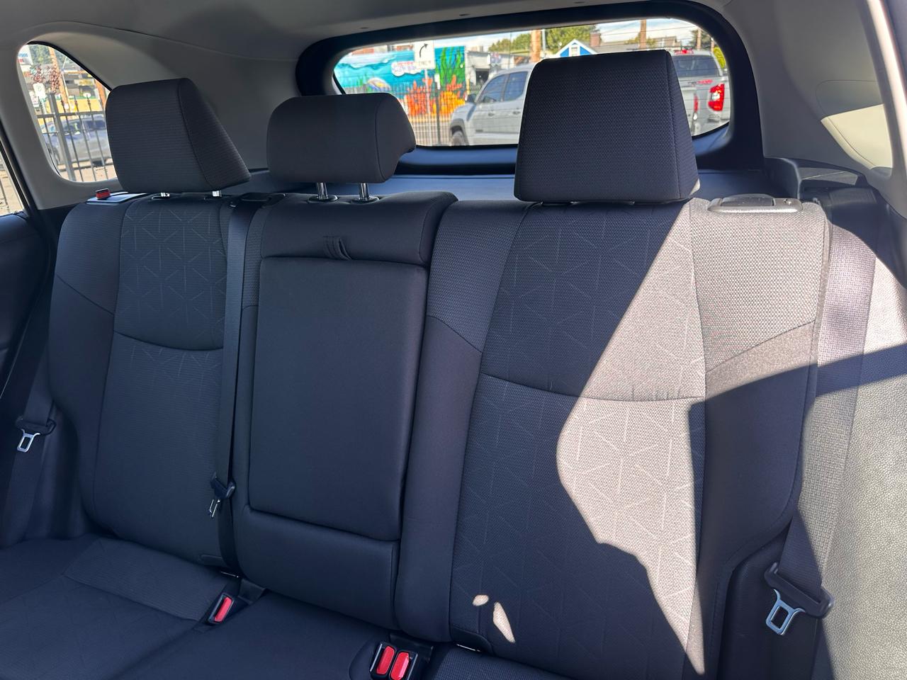 Toyota RAV4 photo 17